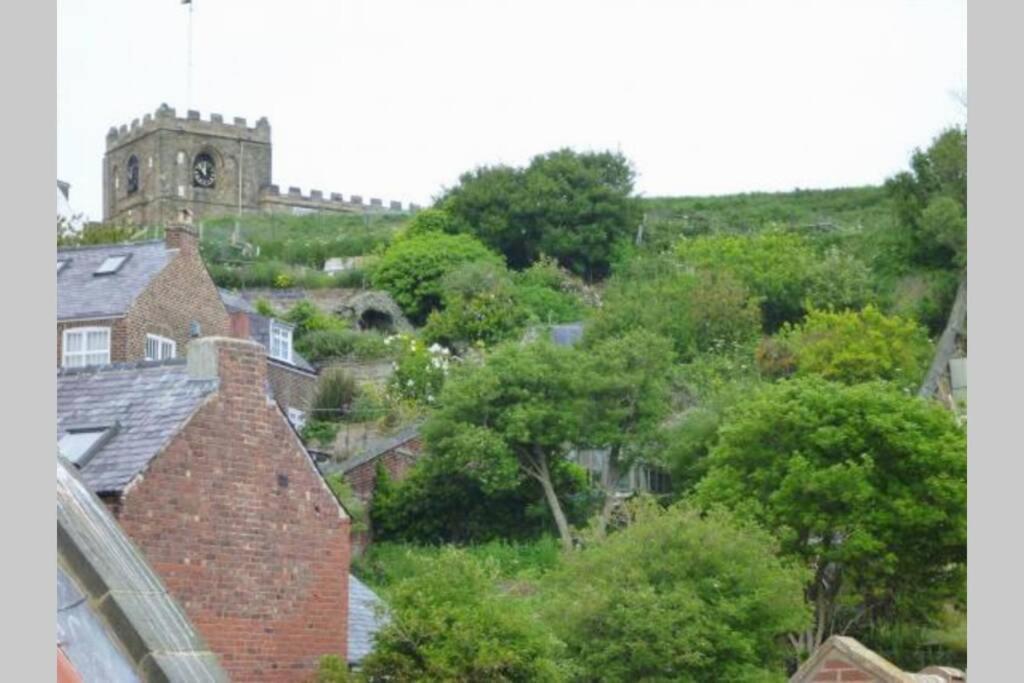 Kikas Cottage, Rear 89 Church Street, White Horse Yard Whitby Extérieur photo